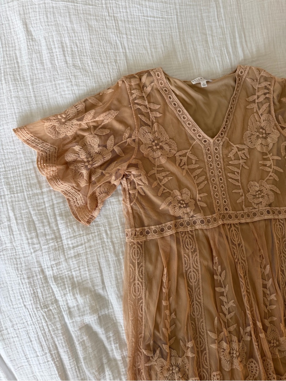 Bella Ella Boho Lace Midi Dress in Nude Blush - Picture 3 of 11